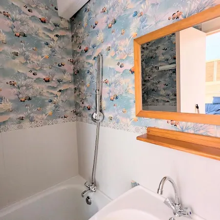 Apartment Cocoon Sur Le Port De Gruissan, Parking & Piscine Gruissan
