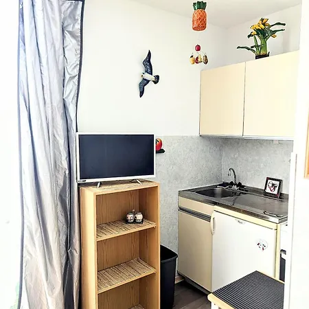 Apartment Cocoon Sur Le Port De Gruissan, Parking & Piscine *